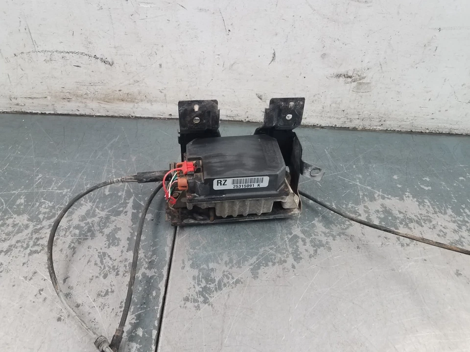 2000 Pontiac Trans Am Cruise Control Assembly #3041 A12 - Image 3 of 4