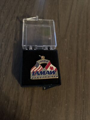 2004 International Association of Machinists & Aerospace Workers Pendant 