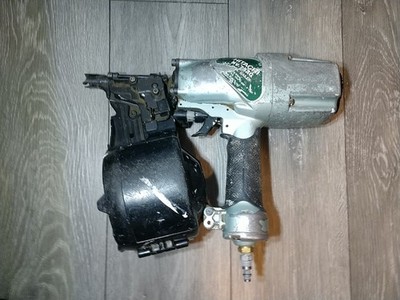 Hitachi NV75AG Coil Framing Siding Nailer 1-3/4'' to 3'' Pneumatic Japan WORKING