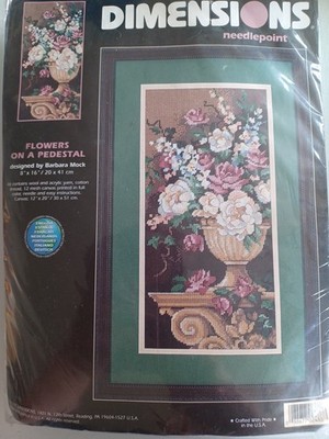 NEU, UNBENUTZT, GROSS, ABMESSUNGEN, NADELSPITZE/GOBELIN SET ''BLUMEN AUF SOCKEL''