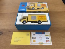 Corgi 30306 Thames Trader Box Van Lucazade 1:50 Scale