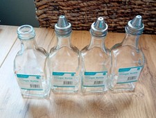 Vinegar Bottle Glass Shaker Condiment Square with Metal Top Ribbed Oil Pot Cruet