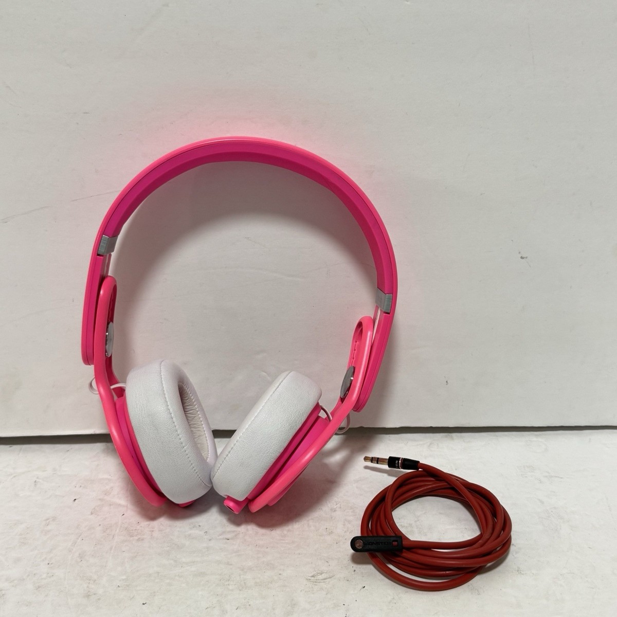 beats mixr リミテッドエディション ピンク Beats by Dr. Dre MIXR Over the Head DJ Headphones - Pink for sale