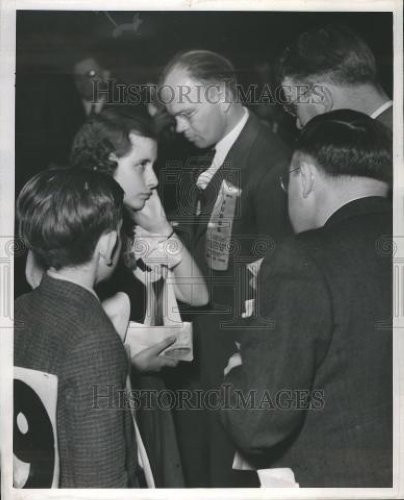 1938 Press Photo Coliseum Final Spelling bee