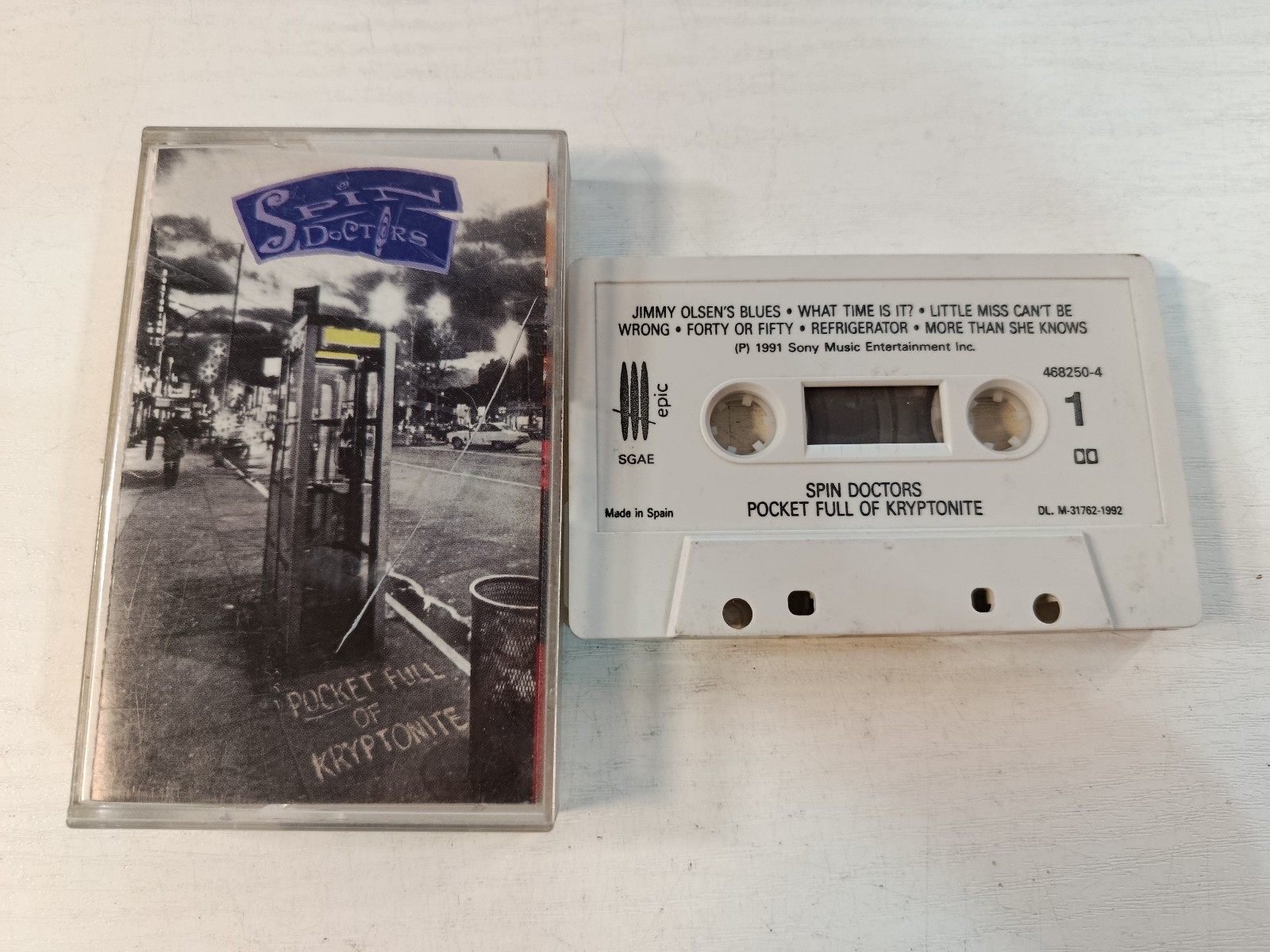 Spin Doctors Pocket Full of Kryptonite Cassette Tape Epic 1992 Spain Press