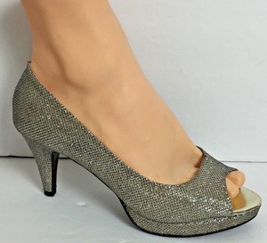 bandolino wedding shoes