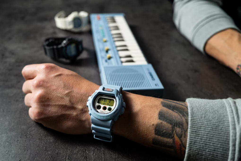 時計 John Mayer G-shock Hodinkee DW6900 Introducing: The Casio G-SHOCK Ref 6900 by John Mayer