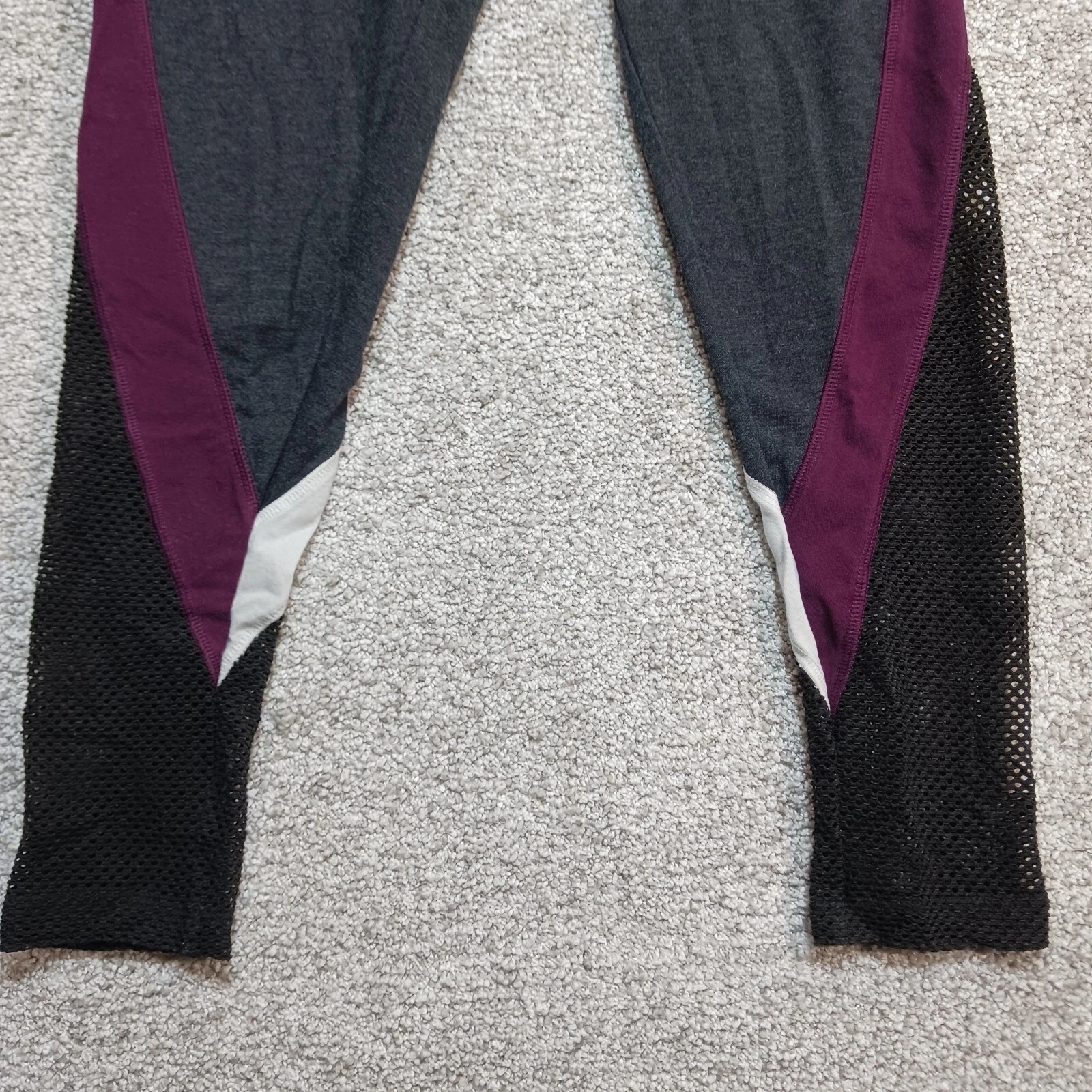 victoria-secret-vs mesh stretch yoga joggers