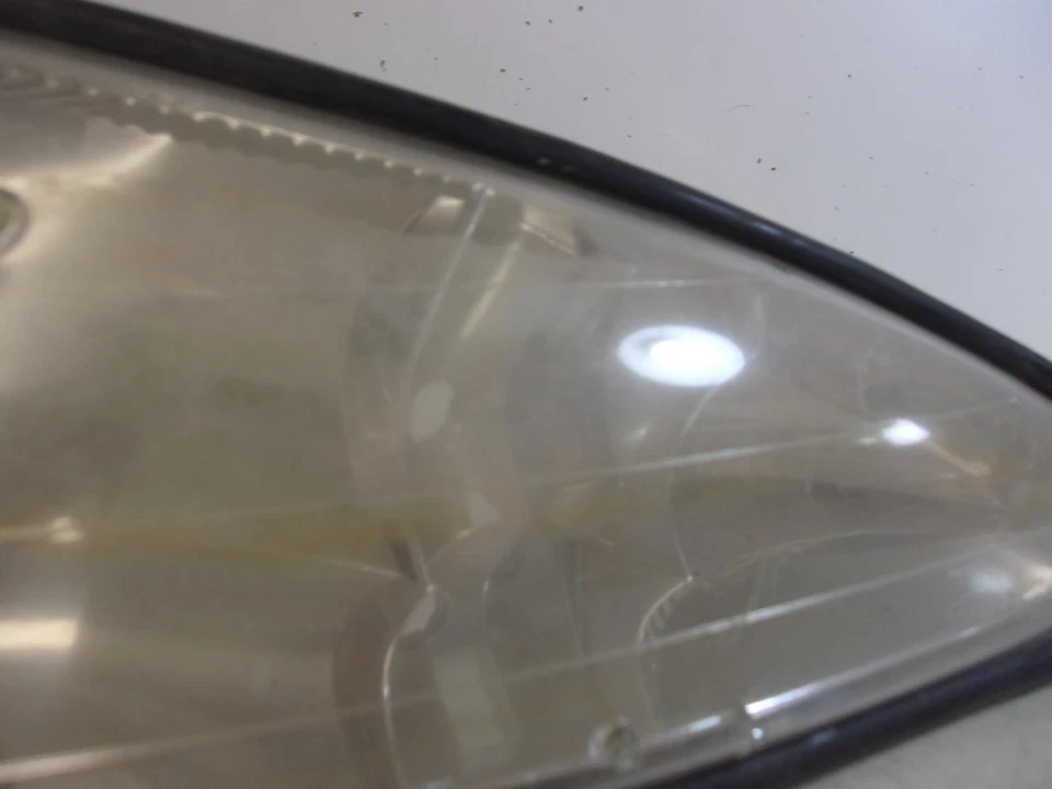 1999 2000 2001 2002 2003 2004 2005 Pontiac Grand Am Passenger RH Headlight OEM - Image 4 of 4