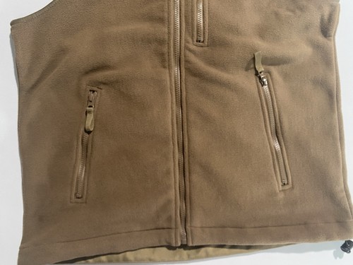 NUEVO-Talla M Para Hombres Rothco Spec Ops Vellón Cremallera Frontal Chaleco Poliéster Coyote Marrón - Imagen 4 de 13