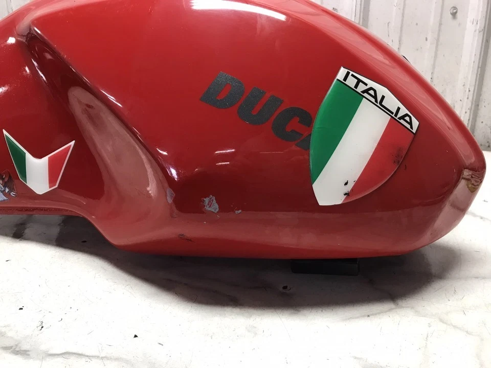 Tanque de gasolina 99 Ducati M750 M 750 Monster  Foto 2 de 4