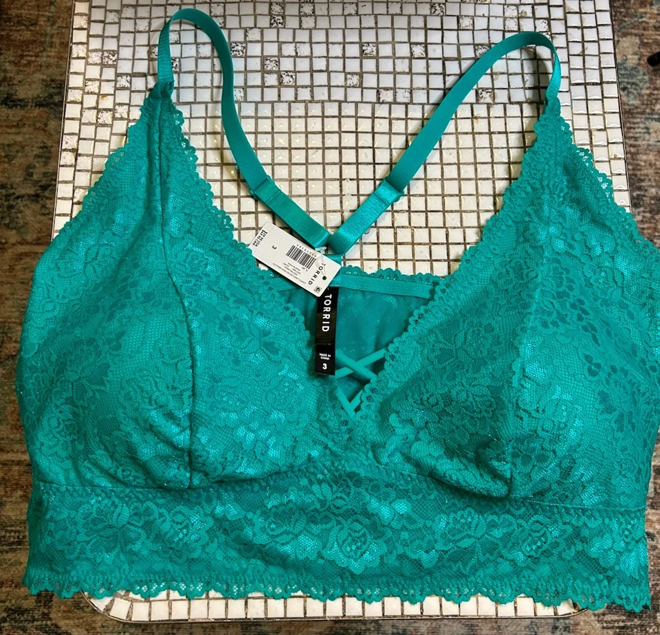 Novo com etiquetas Tórrido Levemente Forrado Simplesmente Renda XO Frontal Bralette Spectra Verde Plus Size 3 - Imagem 2 de 4