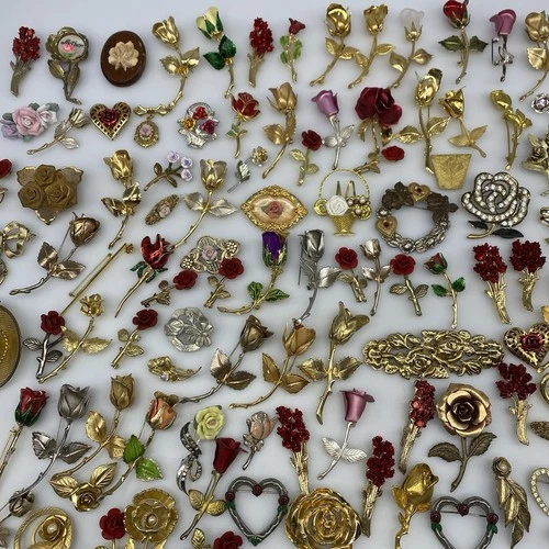 Lot of 100 Vintage ROSE FLOWER BROOCH Pins Rhinestone Enamel Costume Jewelry