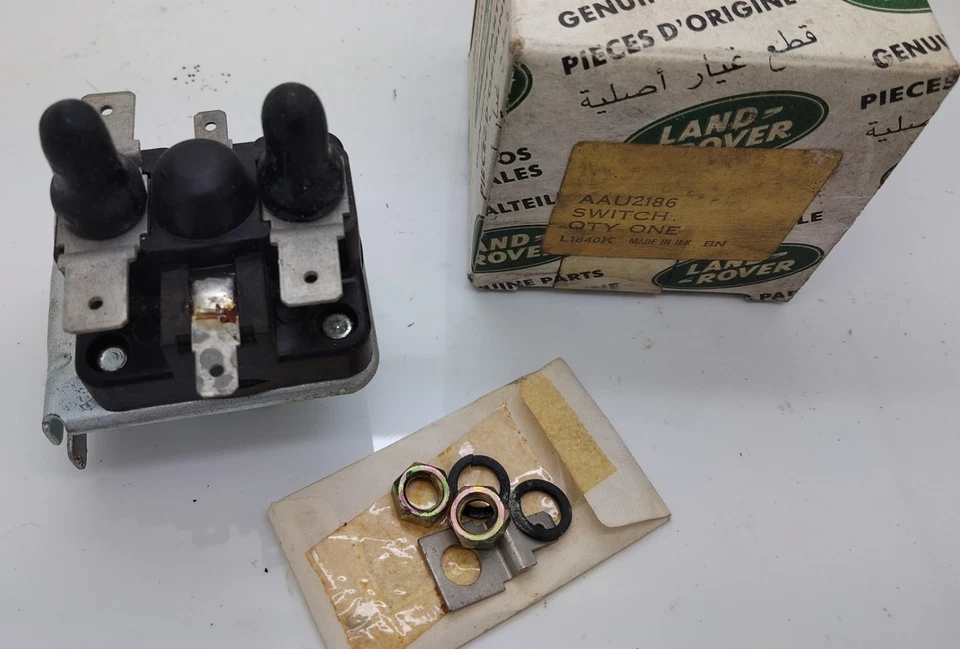 Military Land Rover Series 24 Volt Starter Solenoid 4st. Series 3 Defender. Nos - Image 2 of 3