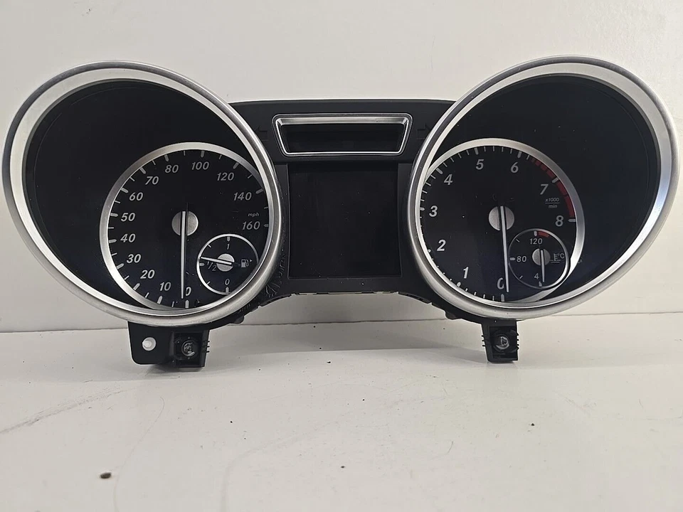 Mercedes GL450 X166 2013 2014 cuadro de instrumentos A1669003106 Foto 4 de 4