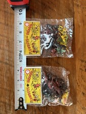 2 Vintage 1960s Cowboys and Indians Figures in Original Packaging Superb Header