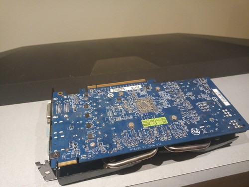 GIGABYTE Windforce GV-R6850C-1GD Graphics Card DVI-I/DVI-D/HDMI/DP - Picture 3 of 3