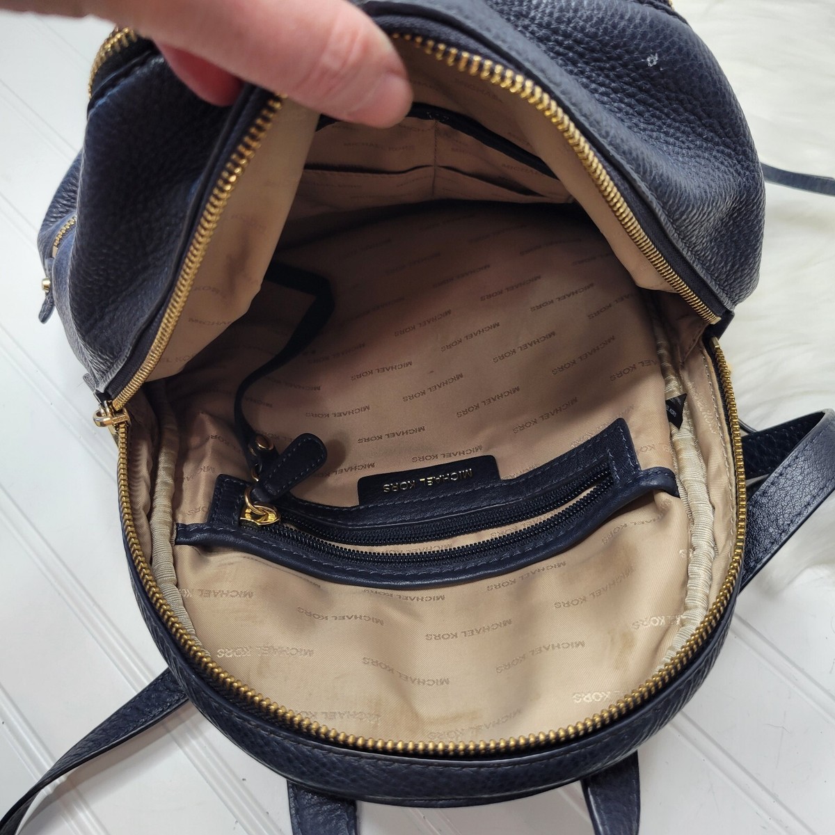 Genuine Michael Kors Rhea Zip Backpack Large Pebble Leather  display picture 1