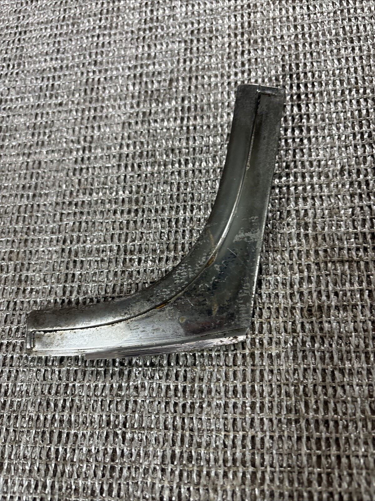 pontiac chieftain chrome trim bottom left corner windshield 1953 