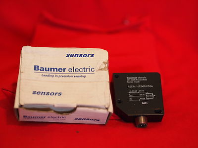 BAUMER ELECTRIC *NEW*  FSDM 16D9601/S14 PHOTO EYE SENSOR