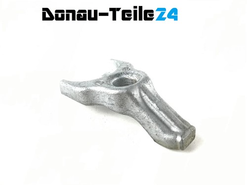 BMW E70 X5 Halter Injektor Halterung Spannpratze Injektor 7797881 8578607