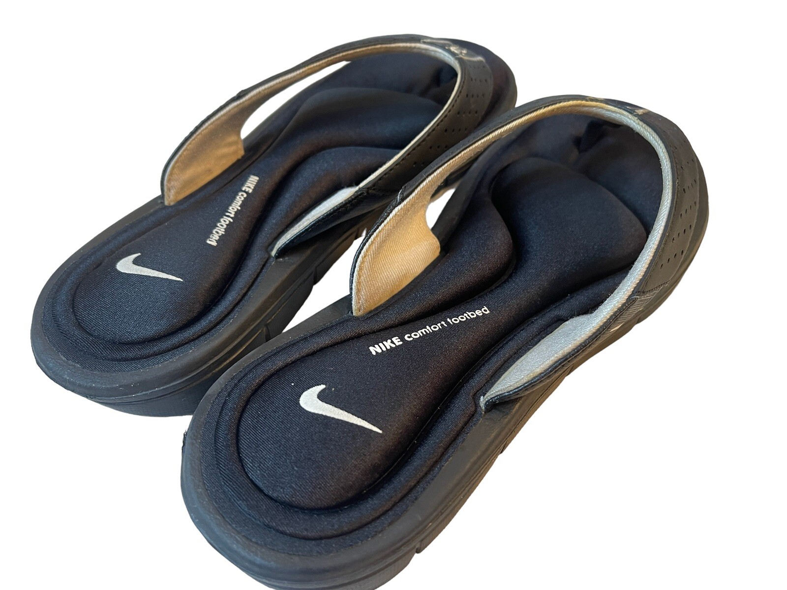 NIKE COMFORT FOOTBED BLACK & WHITE THONG SANDALS, SIZ… Gem