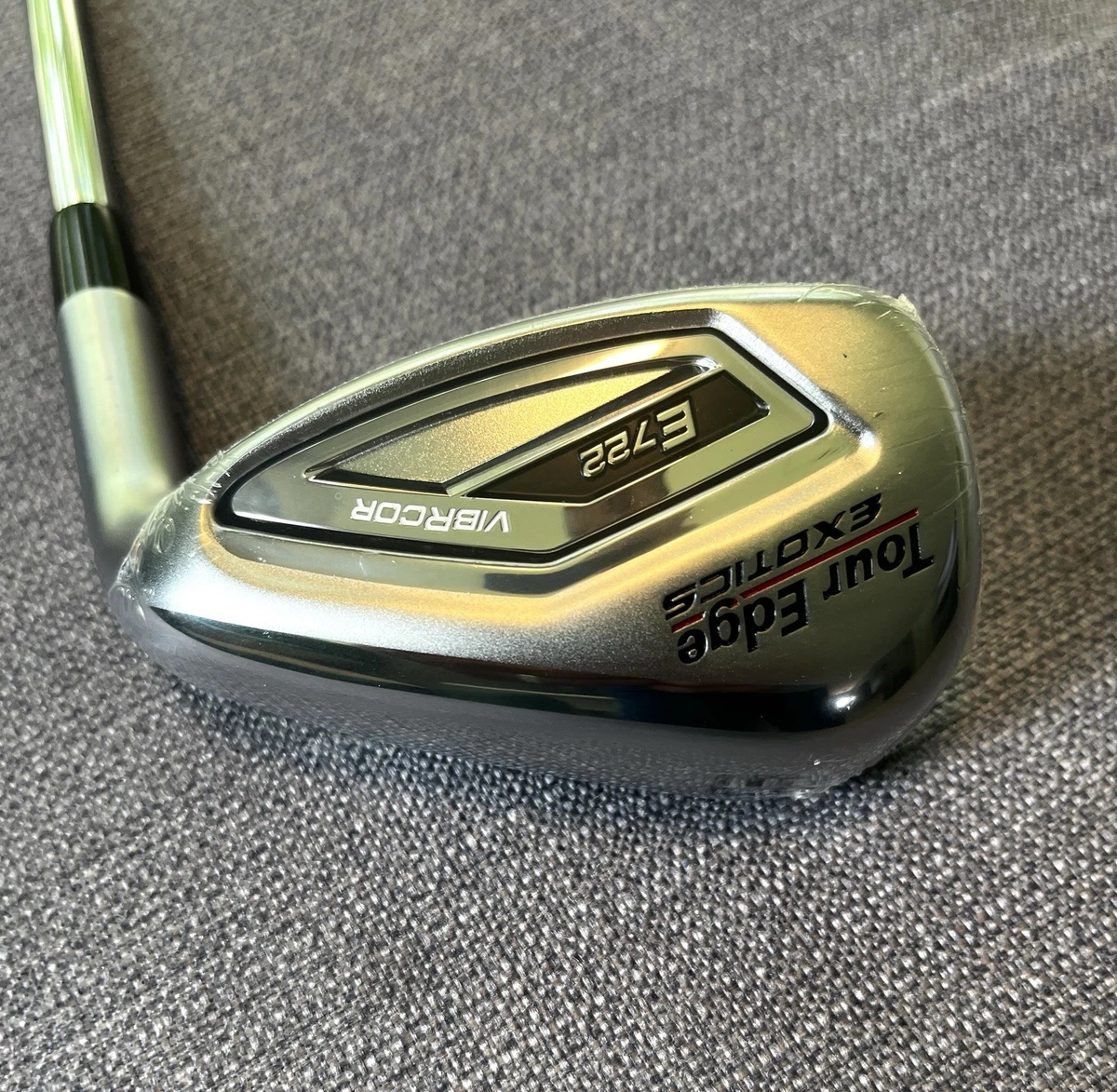 Tour Edge CLUB ONE taille moyenne conduite 1 fer 40 RH ~ arbre rigide