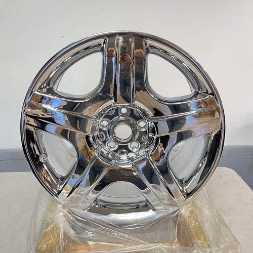 Bentley Continental GT Wheel Chrome P/N 3W0601025J Photo - $650