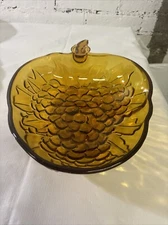 Indiana Glass Amber Grapes Harvest Fruit Shaped Bowl Console Centerpiece Dish
