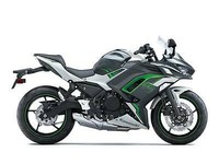 2022 Kawasaki Ninja 650 Pearl Robotic White