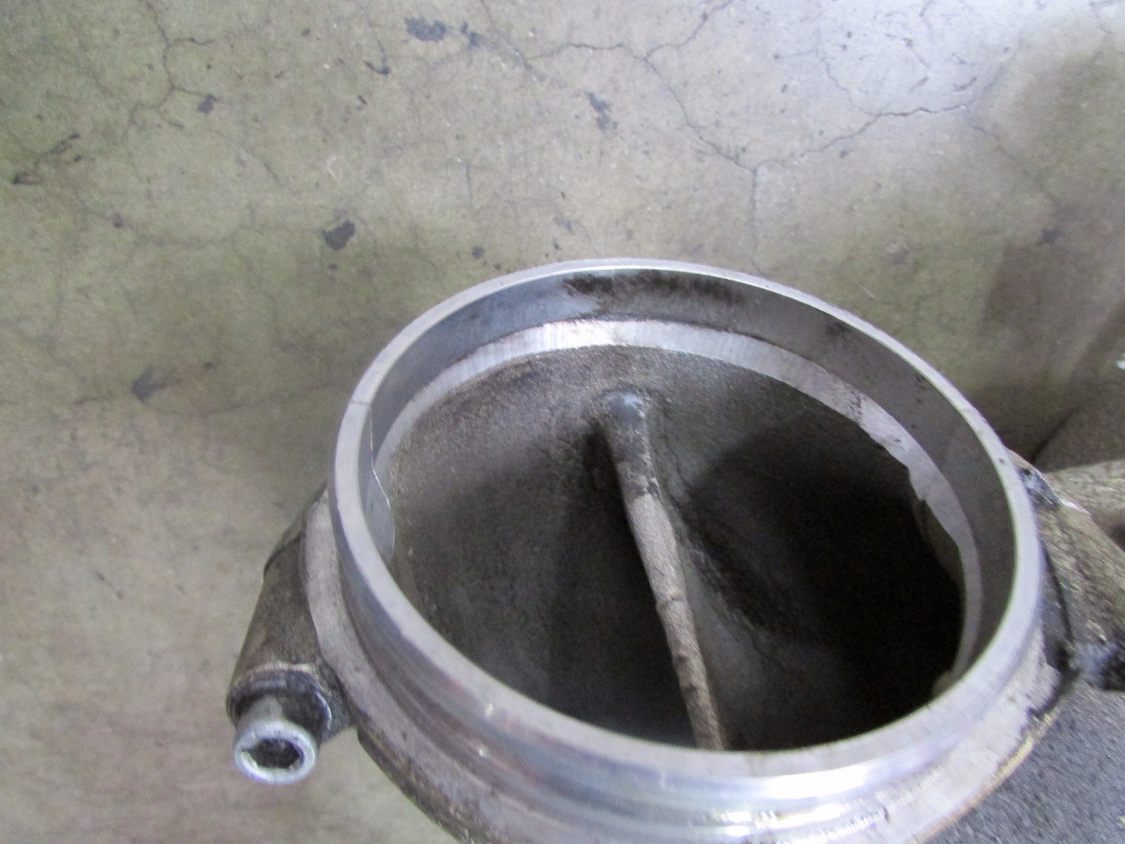 Maserati Coupe, Intake Manifold, P/N 186239, Used