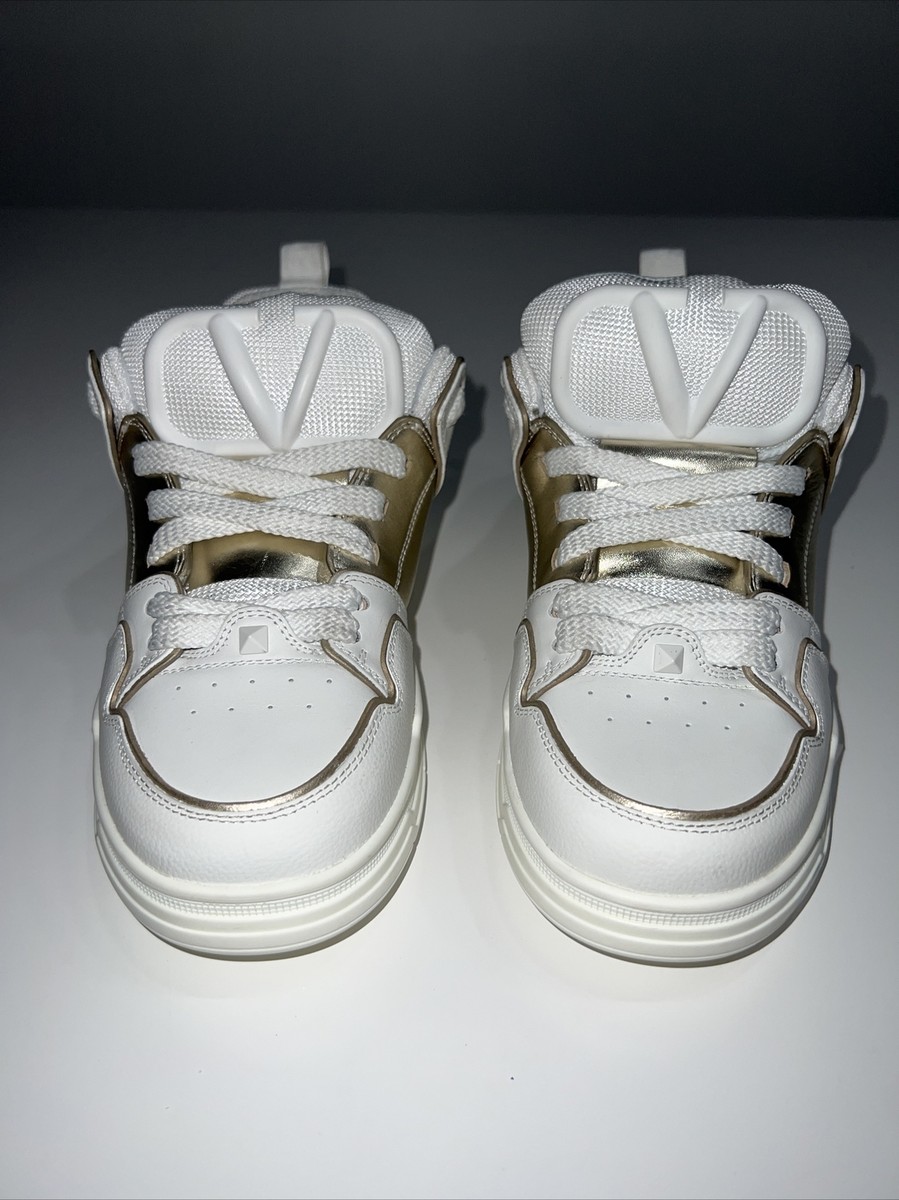 （sale)ヴァレンティノ  Open Skate ホワイトB ロー トレーナー Buy Valentino Open Skate Sneaker: New Releases & Iconic