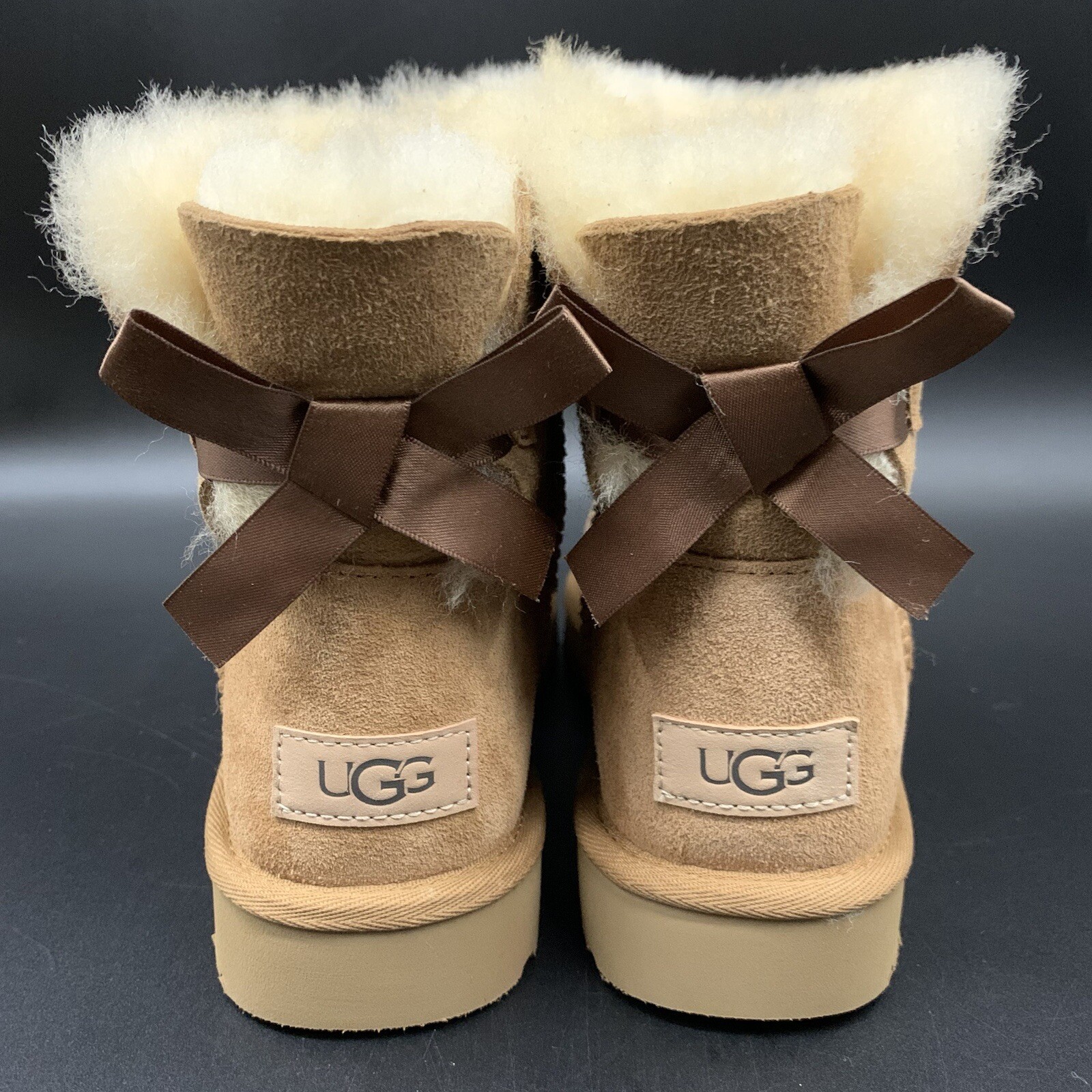 BOTAS UGG MINI BAILEY BOW II BOT CASTAÑO GAMUZA PIEL DE OVEJA LANA MUJER EE. UU. 5 EU 36 REINO UNIDO 3