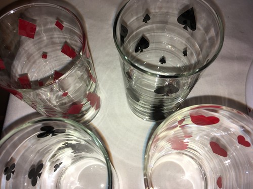 square nest 11.5'' bowl four glass tumbers & coffee mugs all poker, playing card - Picture 11 of 11