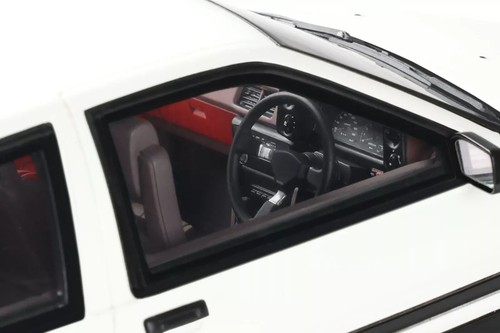 Toyota Sprinter Trueno (AE86) 1985 modelo blanco negro 1/18 de Otto Mobile OT444B - Imagen 9 de 11