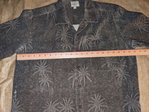 Trader Bay Mens Gray Medium Button Up Short Sleeve Shirt Hawaiian 100% Silk - Picture 3 of 6