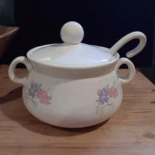 Vintage 1978 Byron Molds Ceramic Soup Tureen With Lid and Ladle