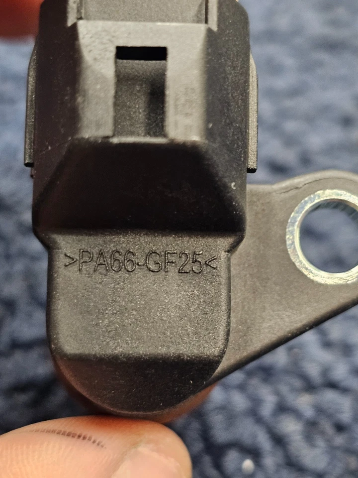 Sensor de posición del cigüeñal del motor CSC1313 Premium para Toyota T100 1996 Foto 4 de 4