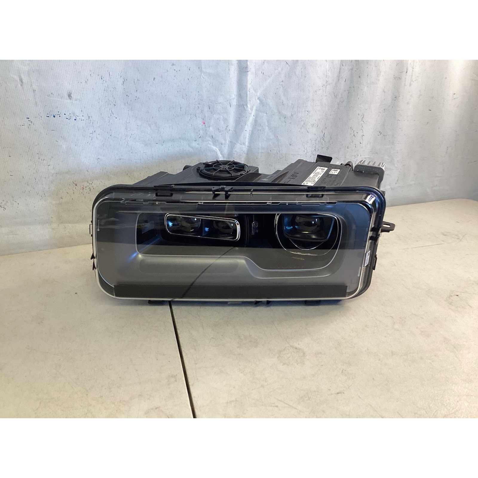 2019-2020-2021-2022-2023 ROLLS ROYCE CULLINAN HEADLIGHT LEFTSIDE LH USED OEM