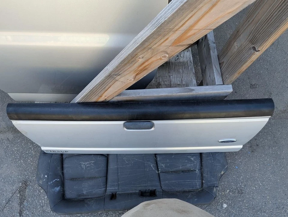 (LOCAL PICKUP ONLY) Trunk/Hatch/Tailgate Fits 94-10 MAZDA B-4000 791014 Foto 4 de 4