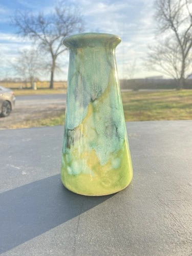 Gorgeous 1920's Brush McCoy Green Onyx Vase  # 746  6.5”tall