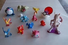 Vintage Pokémon TOMY Mini Figure Toy Lot -- 14 Mixed Lot of Pokémon