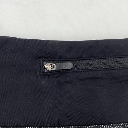Pantaloncini Lululemon taglia 4 Speed Up Luminosity Foil nero/argento cuciture interne 4" - Foto 15 di 19