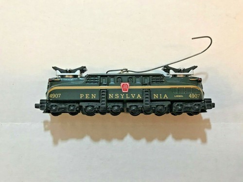 1998 Hallmark Keepsake Lionel Train Ornament Pennsylvania GG1 Locomotive 25 Year - Picture 3 of 6