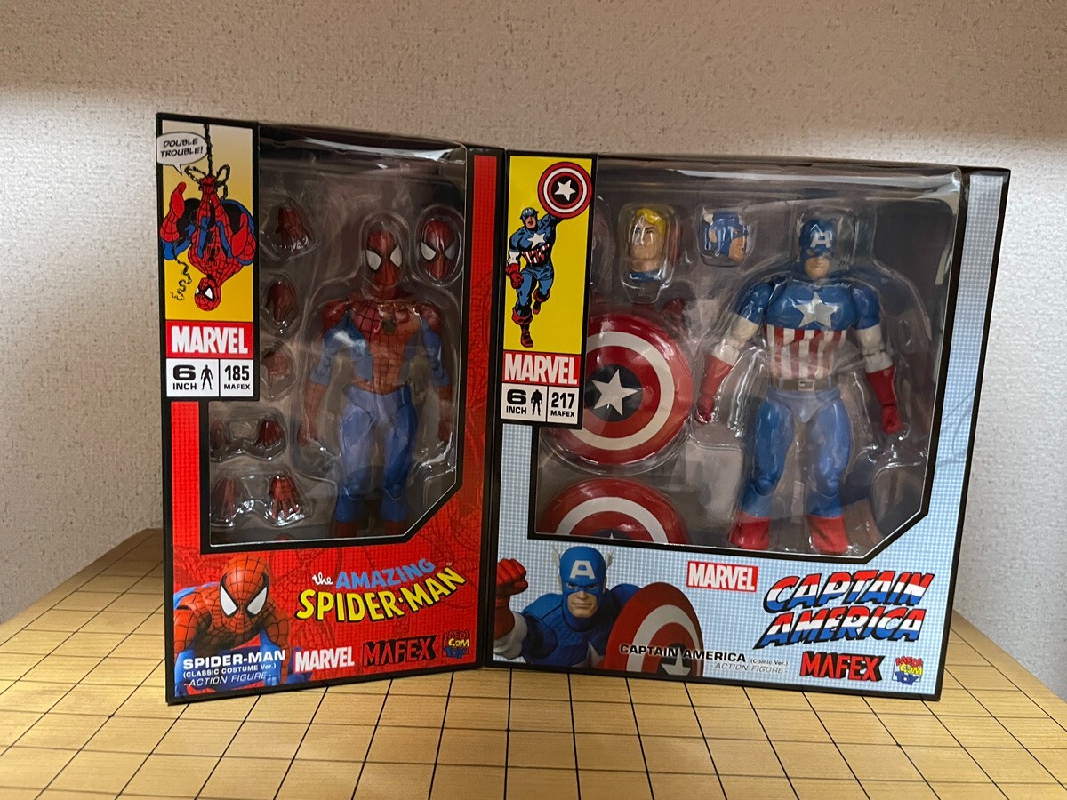 MAFEX No.217 Captain America Comic Ver. & No.185 Spider-Man MAFEX No.217 Captain America Comic Ver. & No.185 Spider-Man