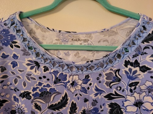 KIM ROGER CURVY SIZE 1X BLUE/WHITE BOW STUDDED PRETTY 100% COTTON STRETCH FLORAL - Picture 3 of 6