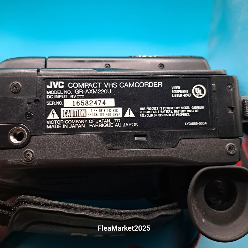 JVC GR-AXM220 Camcorder NOT Tested / USA Seller✅️ Carry Case Included  - Image 3 of 4