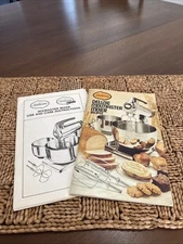 Vintage 1975 Sunbeam Deluxe Mixmaster Mixer Recipes Cookbook 