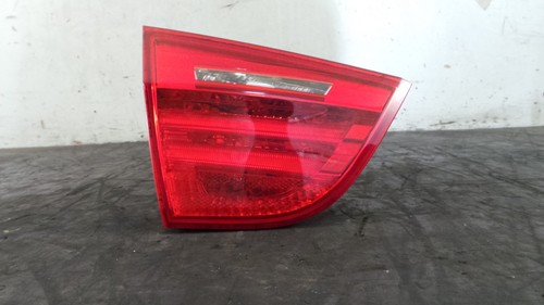 Y11430 BMW E90 LCI Facelift Rückleuchte Heckklappe Rücklicht Innen Links 7154155