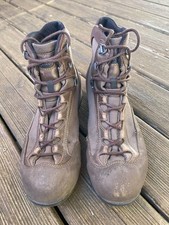 Army AKU Combat Boots Size 9 M Military Hiking Goretex Waterproof Camping Cadet